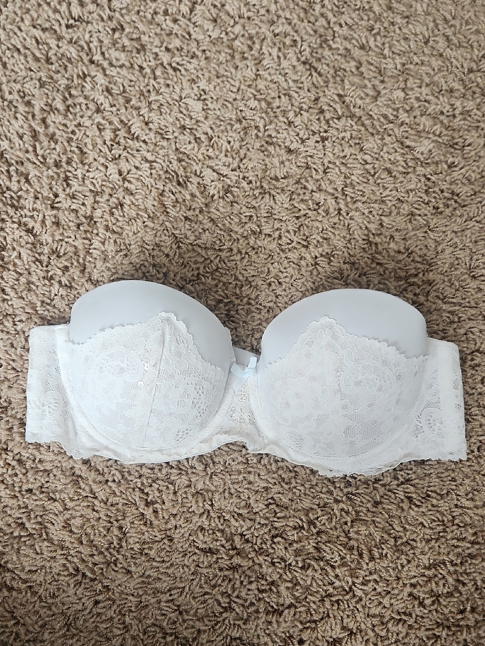 Victoria's Secret White Lace Strapless Push-Up Bra